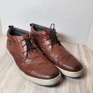 Steve Madden Men's  leather shoe Size 11Tan / cognac color (Some Wear/tear)